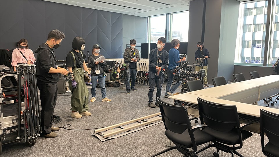 ④会場後方_機材セッティング
