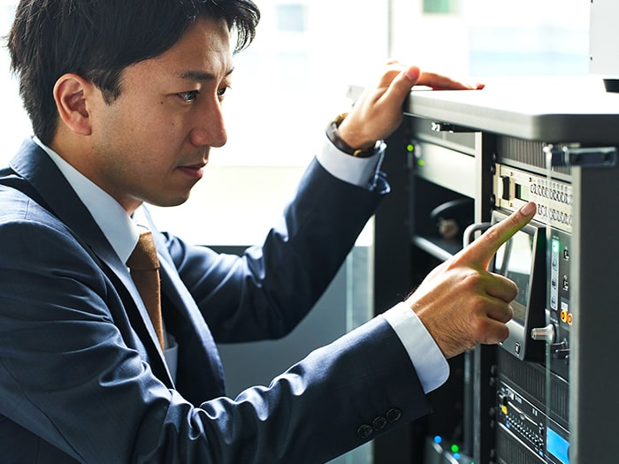 大型スクリーン、ワイヤレスマイクなど多くの備品が無料のイメージ